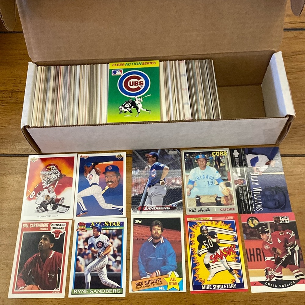 500 Chicago Assorted Sports Cards. Cubs, Bulls, Blackhawks, Bears.